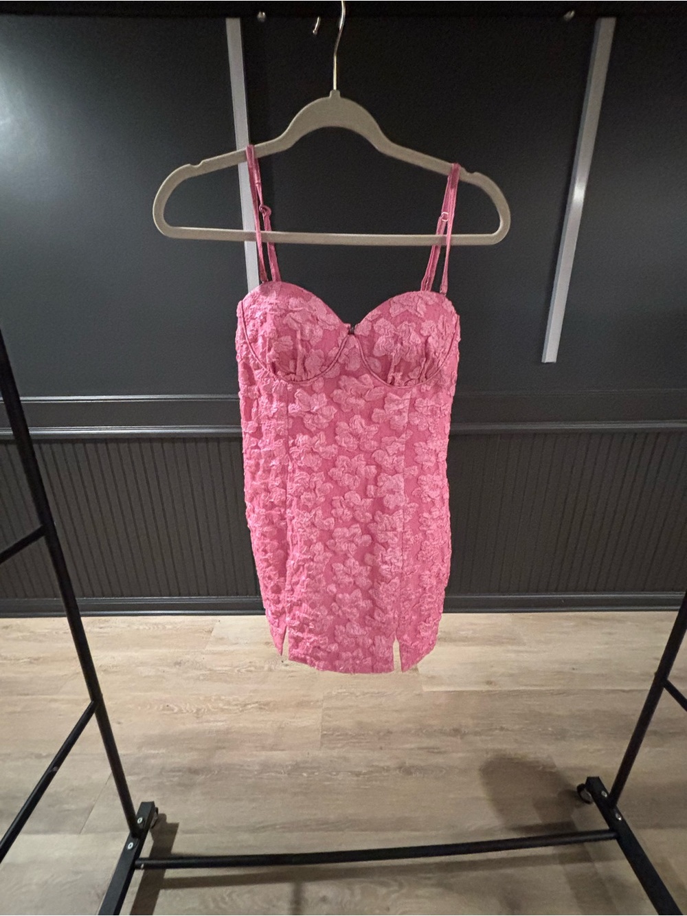 Rotate brand Pink Lace Mini Dress with Adjustable removable Straps. Size 6